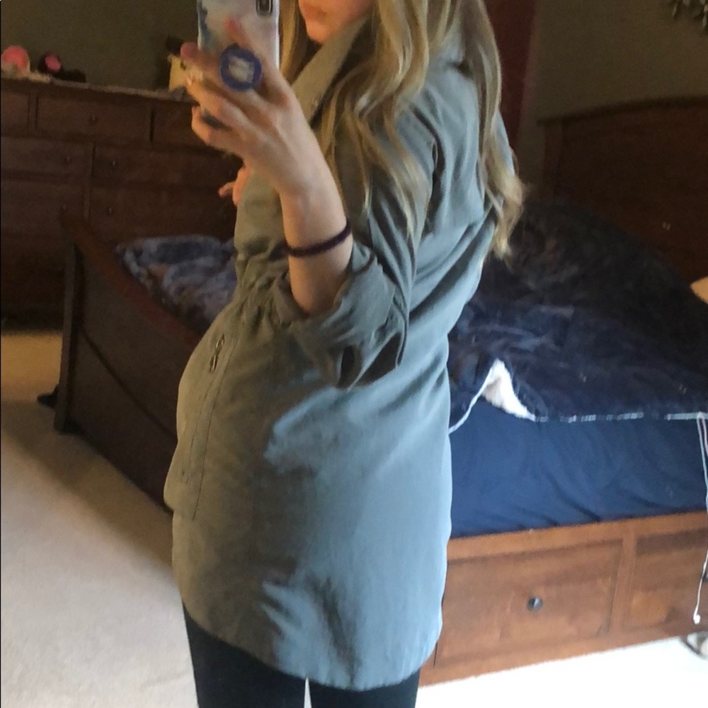 Grey adjustable rain jacket - Picture 3 of 6